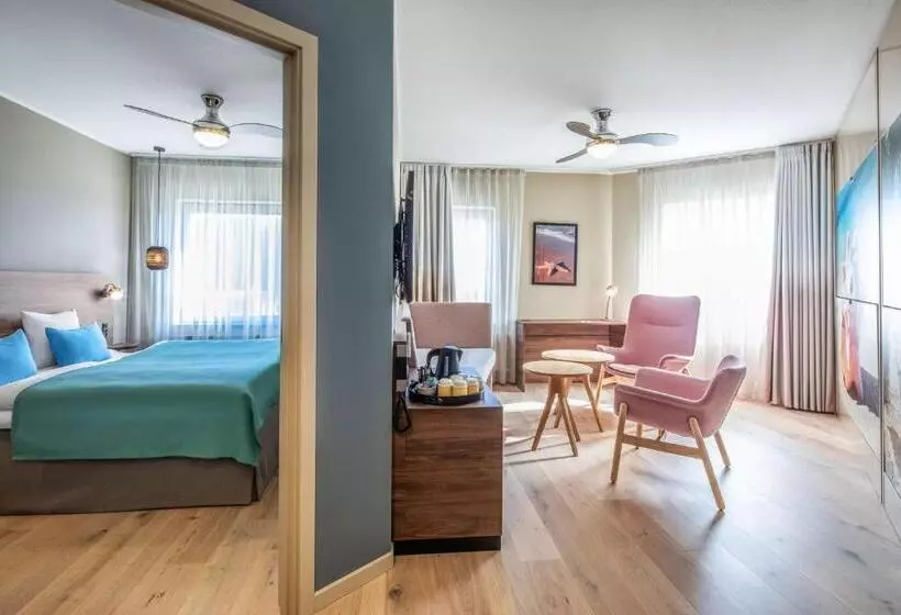 Quality Hotel The Reef