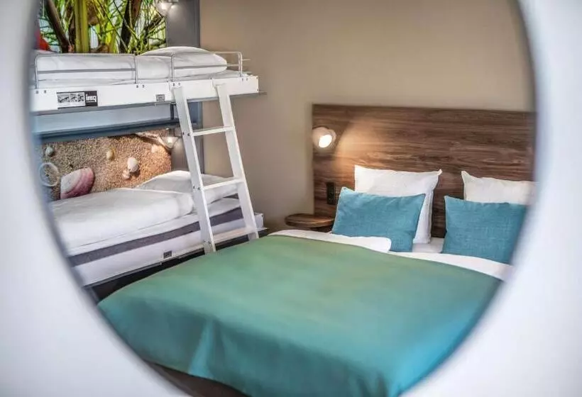 Quality Hotel The Reef