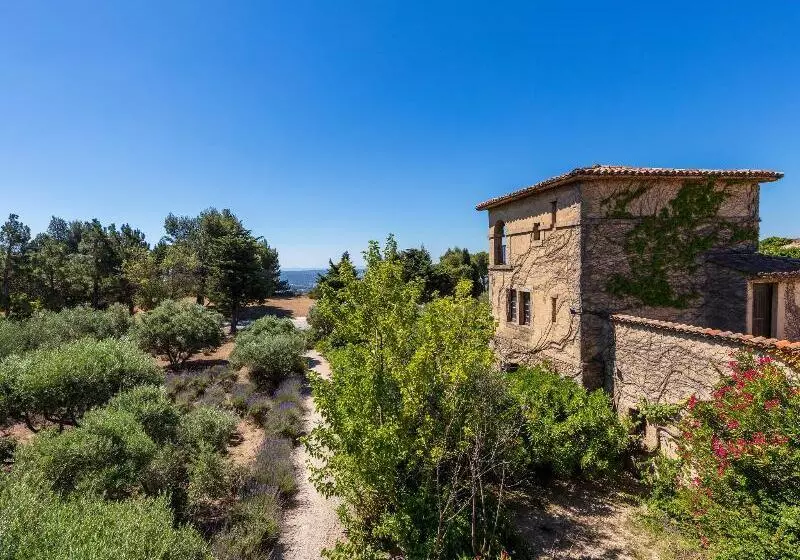 Garrigae Abbaye De Sainte Croix Hotel Et Table Provencale D Elegance