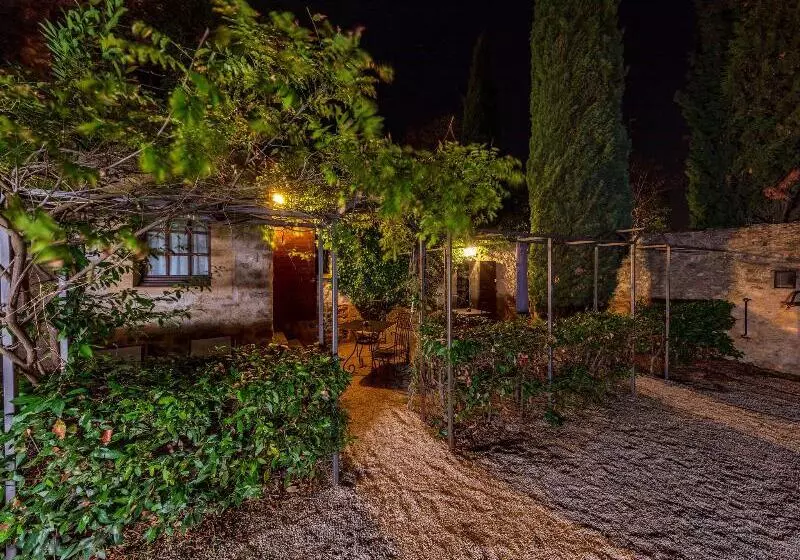 Garrigae Abbaye De Sainte Croix Hotel Et Table Provencale D Elegance