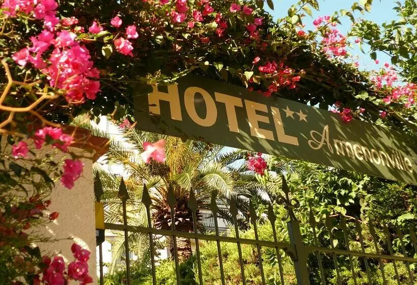 호텔 Hôtel Armenonville