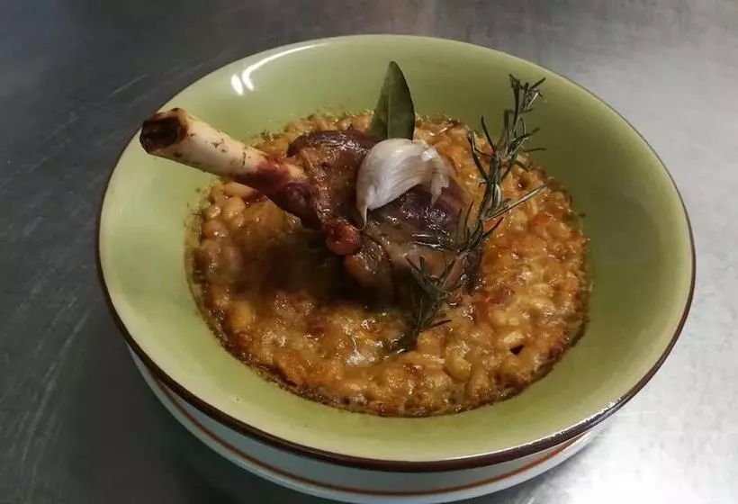 ホテル Au Bon Accueil