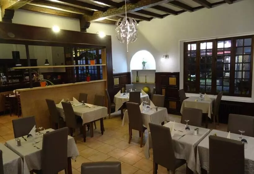 ホテル Au Bon Accueil