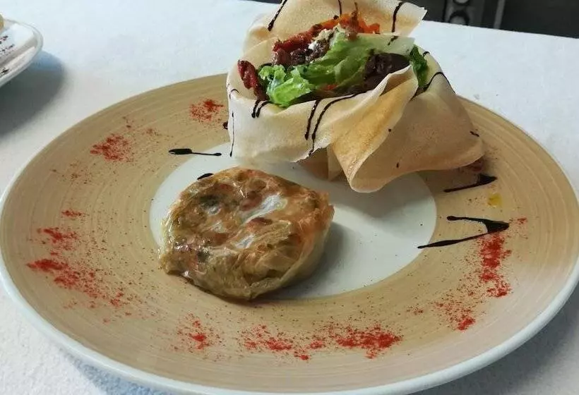 ホテル Au Bon Accueil