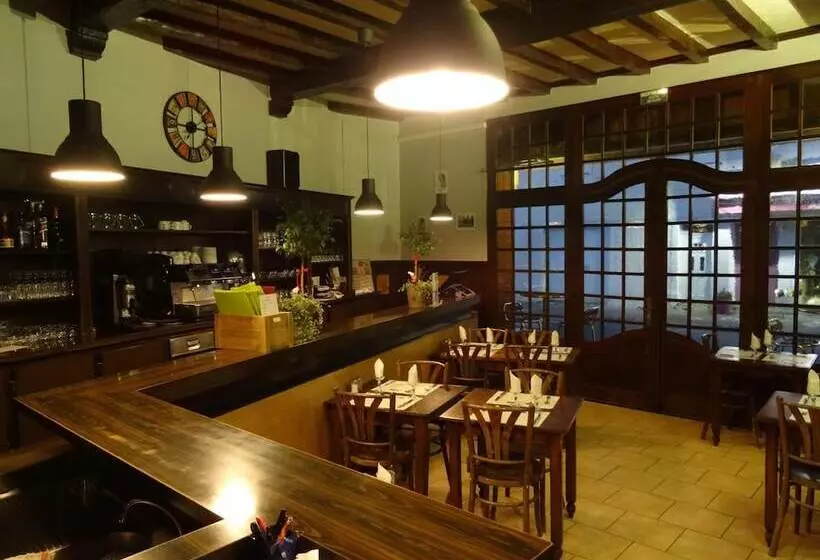 ホテル Au Bon Accueil