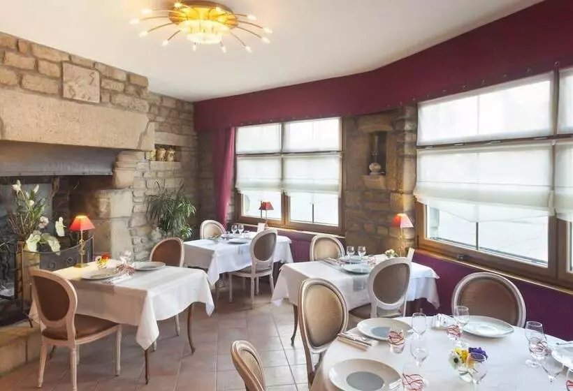 ホテル Au Relais Du Porhoet