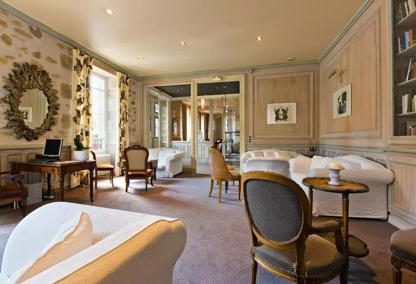 בית מלון כפרי Grand Hôtel De Montespan Talleyrand