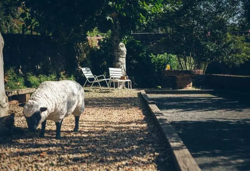 ホテル Hôtel Arcé