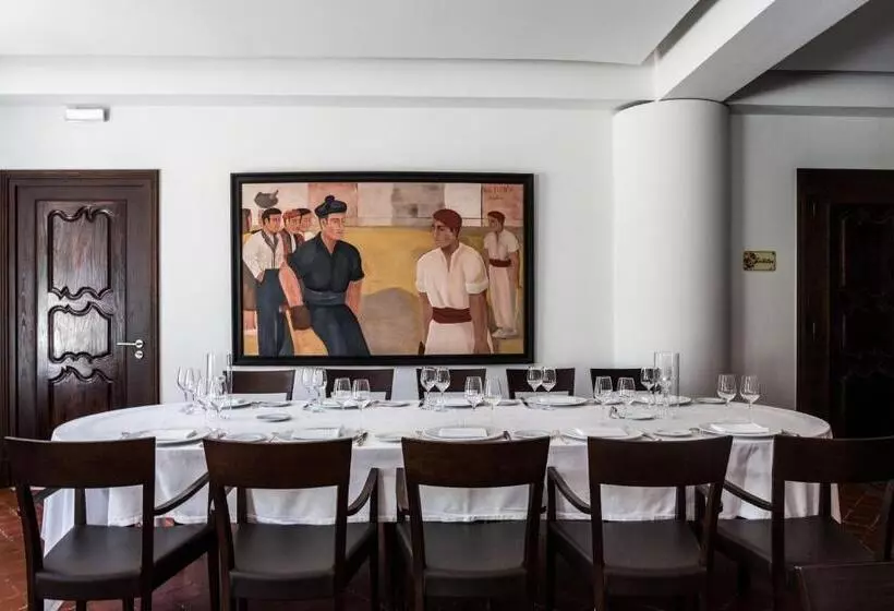 ホテル Hôtel Arcé