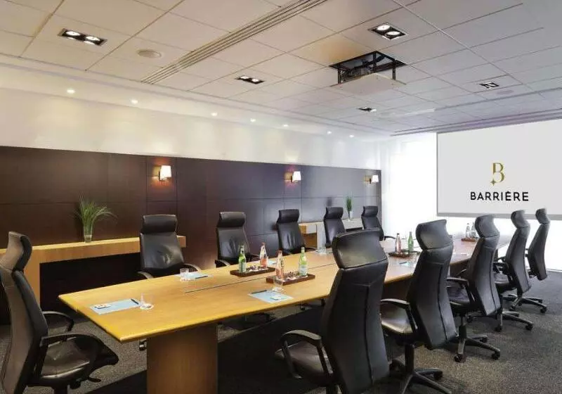 酒店 Hôtel Barrière L Hôtel Du Lac