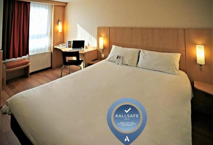 هتل Ibis Montpellier Centre Polygone