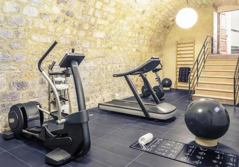 فندق Mercure Angoulême  Hôtel De France