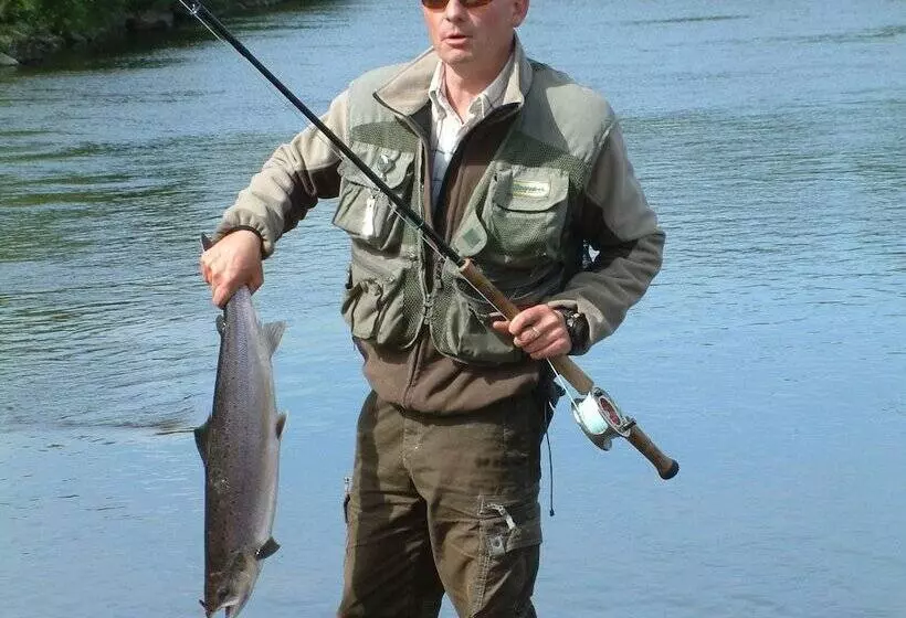 בית מלון כפרי Mount Falcon Estate