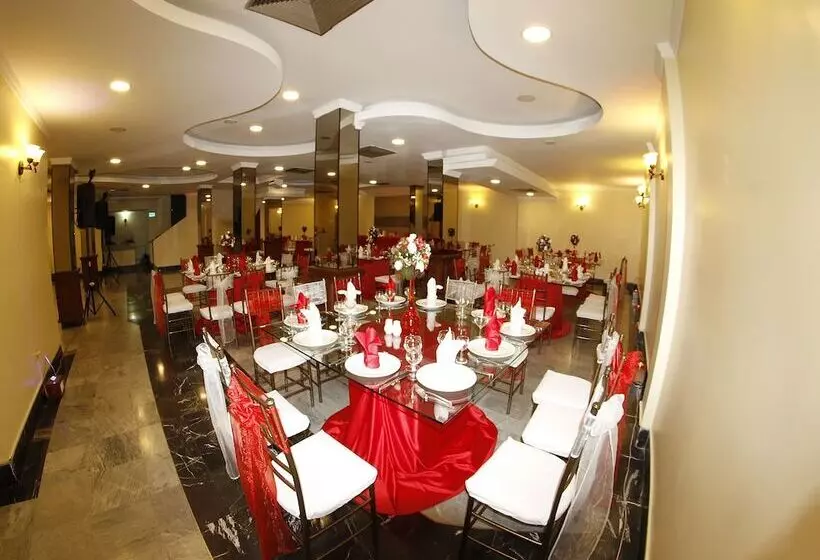 בית מלון כפרי Republica