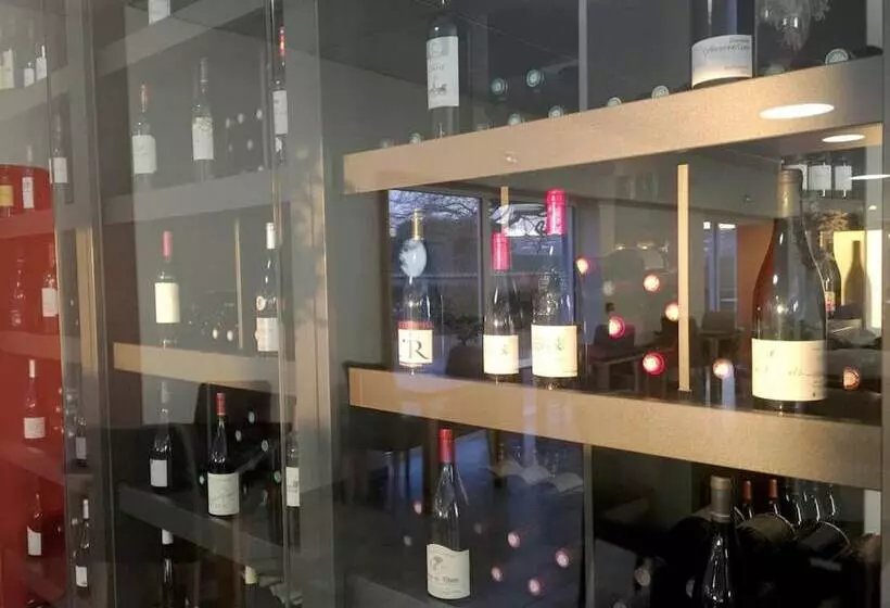 호텔 Logis Restaurant & Hôtel à La 12