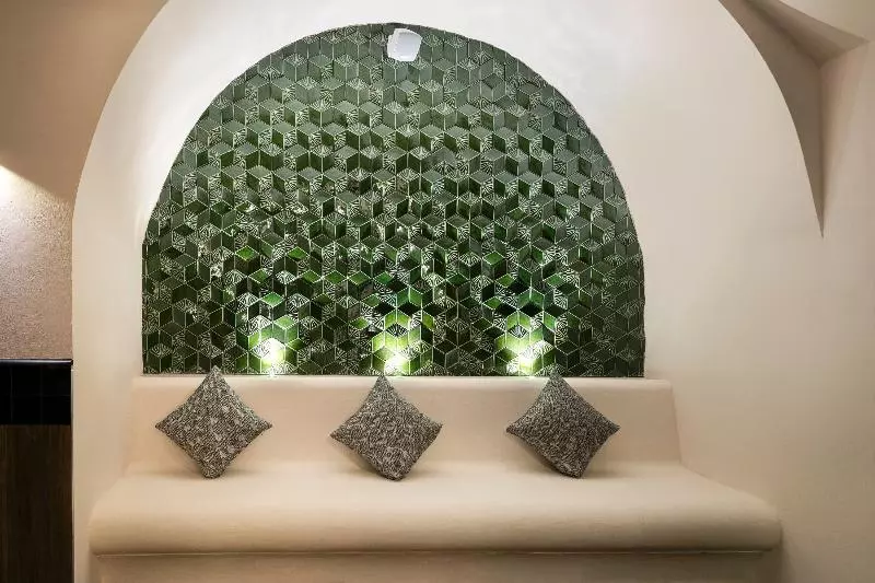 Royal Madeleine Hotel & Spa