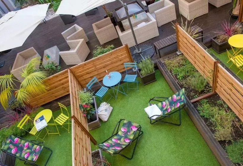 Отель Beau Rivage