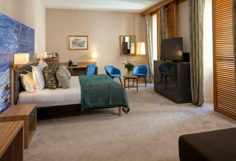 فندق Beau Rivage