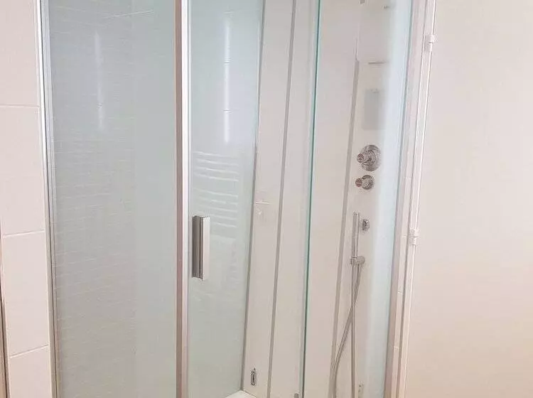 Brit Hotel De Grignan Vichy