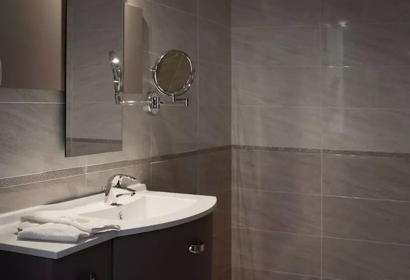 Brit Hotel De Grignan Vichy