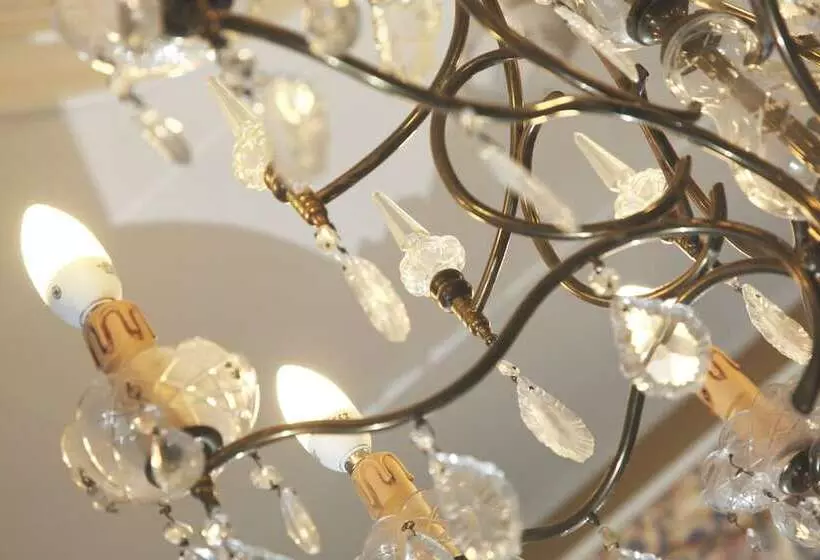 בית מלון כפרי Carlton