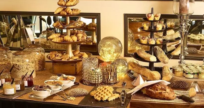 בית מלון כפרי Carlton