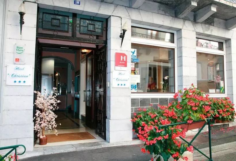 فندق Christian