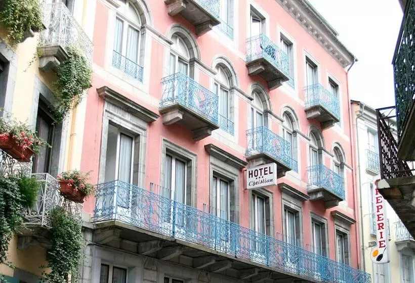 فندق Christian