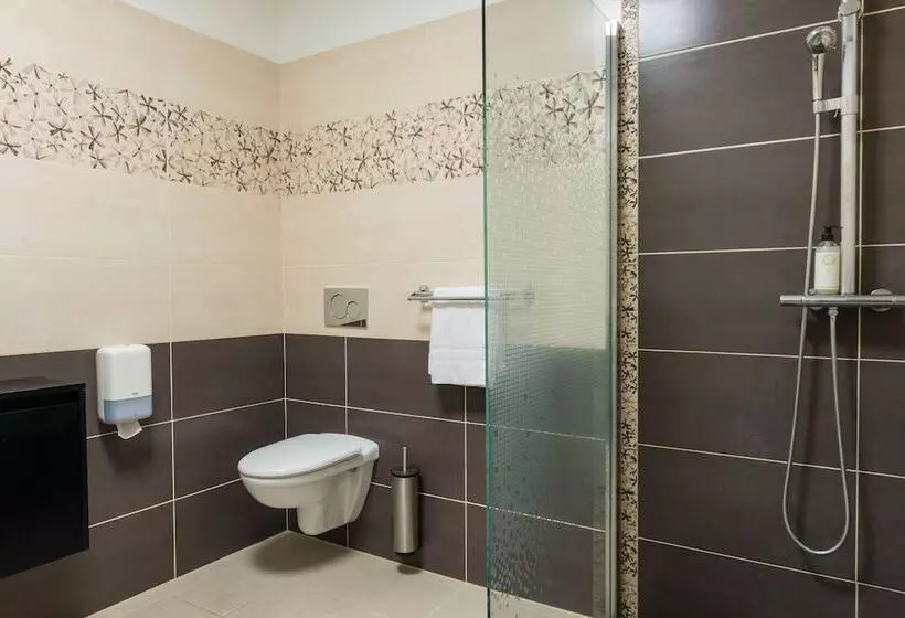 هتل The Originals City, Hôtel Cathédrale, Lisieux