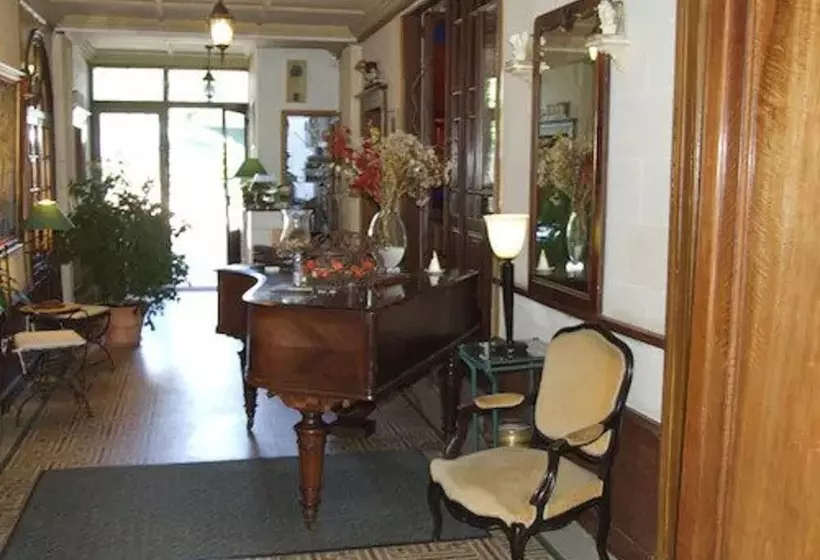 Отель Hôtel De France