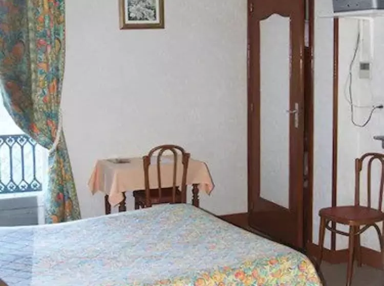 Отель Hôtel De France