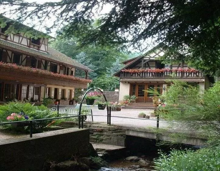 ホテル Du Chateau d'Andlau