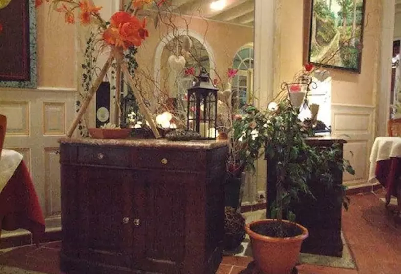 Отель Hôtel De France