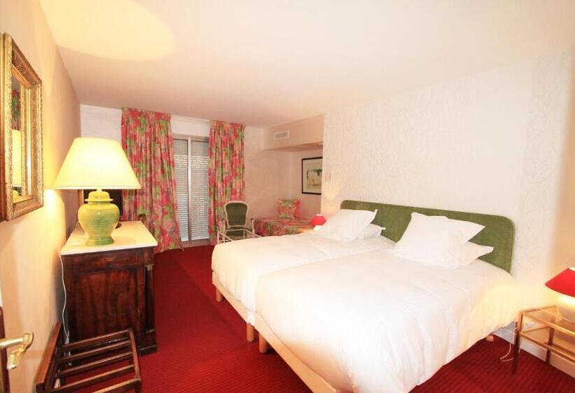 هتل Hostellerie Du Grand Saint Antoine