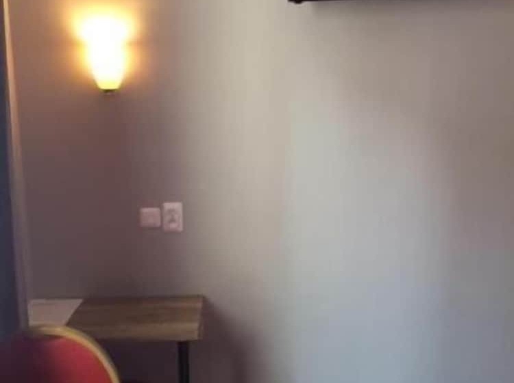 فندق Hôtel Des Arcades