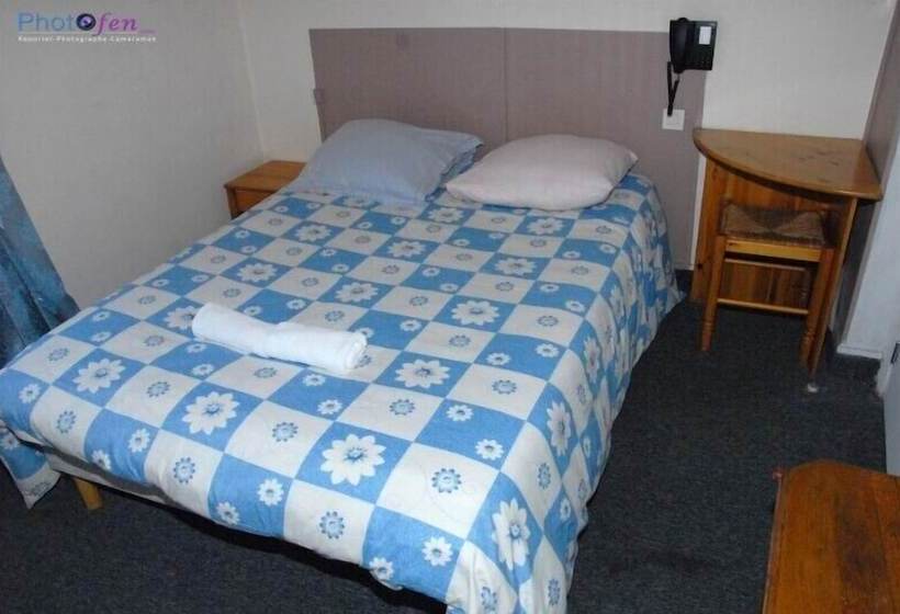 فندق Hôtel Des Arcades