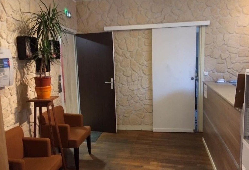 فندق Hôtel Des Arcades