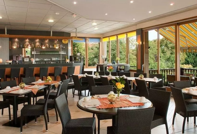 Отель Hôtel Du Bollenberg   Restaurant Côté Plaine   Spa De La Colline