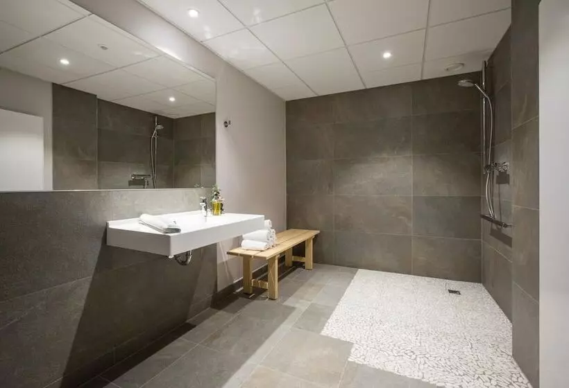 Отель Hôtel Du Bollenberg   Restaurant Côté Plaine   Spa De La Colline