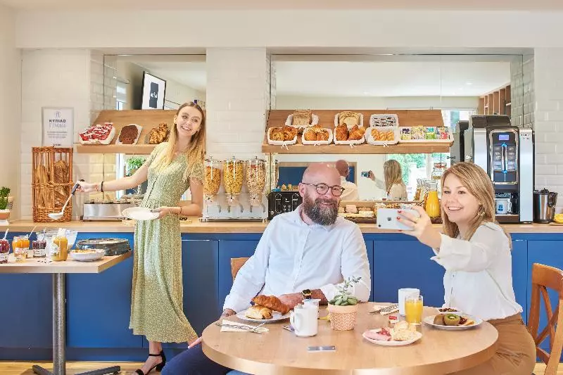 Hotel Kyriad Paris Sud Les Ulis Courtaboeuf