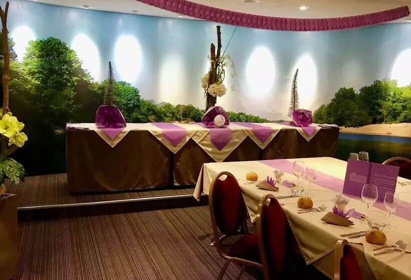 Kyriad Hotel Nevers Centre