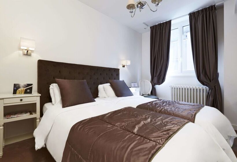 호텔 Kyriad Saumur Hyper Centre Hôtel Appartements Et Spa Soins Sothys Paris