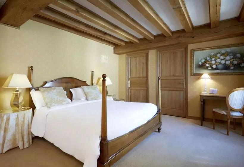 هتل Kyriad Saumur Hyper Centre Hôtel Appartements Et Spa Soins Sothys Paris