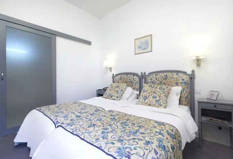 هتل Kyriad Saumur Hyper Centre Hôtel Appartements Et Spa Soins Sothys Paris