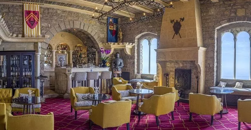 Отель La Chevre D Or