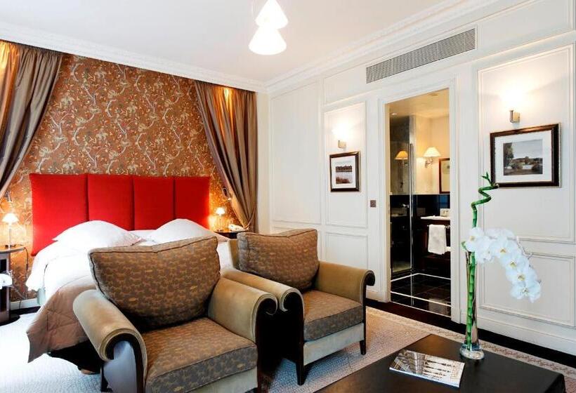 هتل La Tremoille Paris