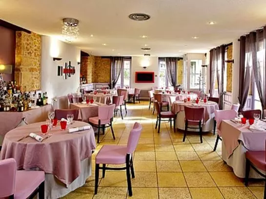 호텔 Le Belvedere De Belves