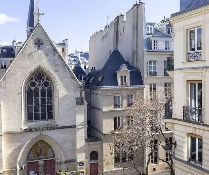 هتل Hôtel Jardin De Cluny