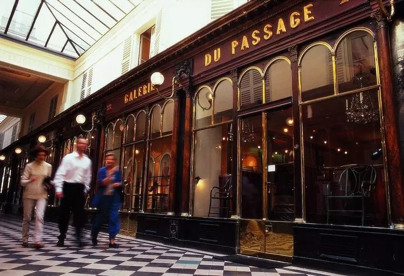 ホテル Mercure Paris Opéra Louvre