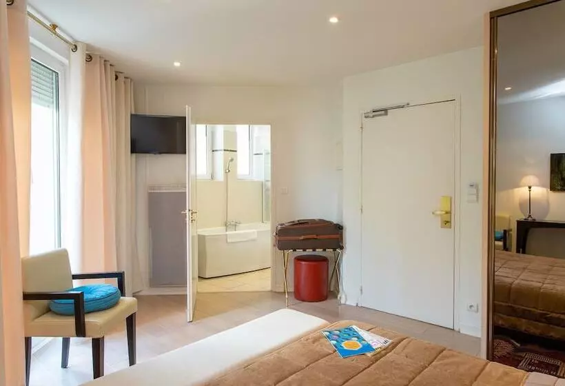 ホテル Providence